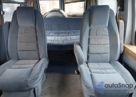 1995 Chevrolet G20 from USA, damaged, VIN 1GBEG25K9SF157117